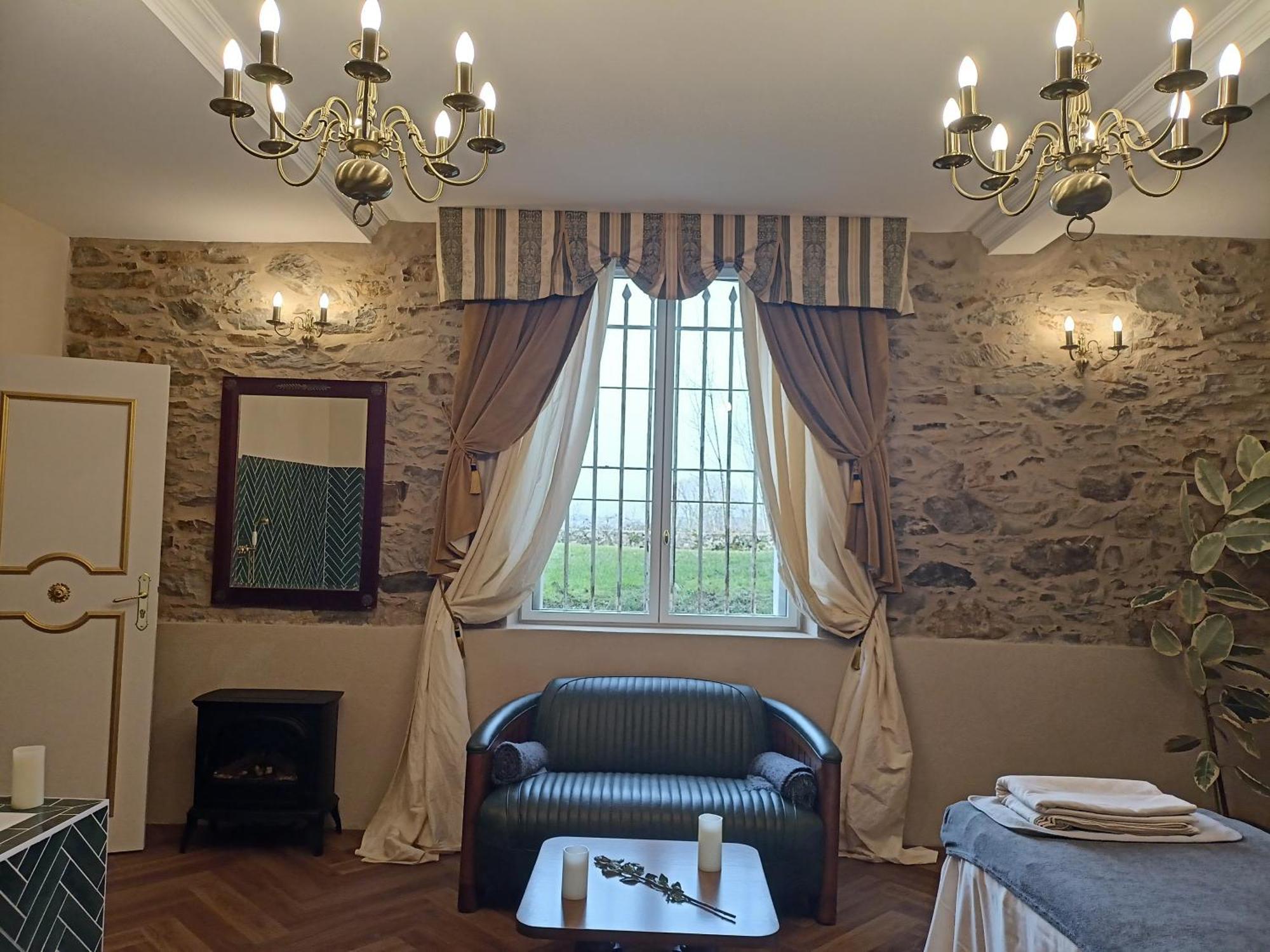 Chateau De La Tourlandry Chemille-en-Anjou Exterior photo